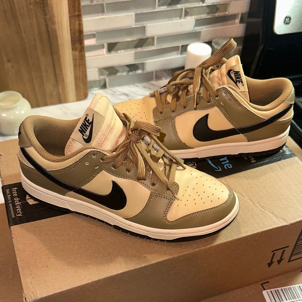 Nike Dunks Low Dark Driftwood